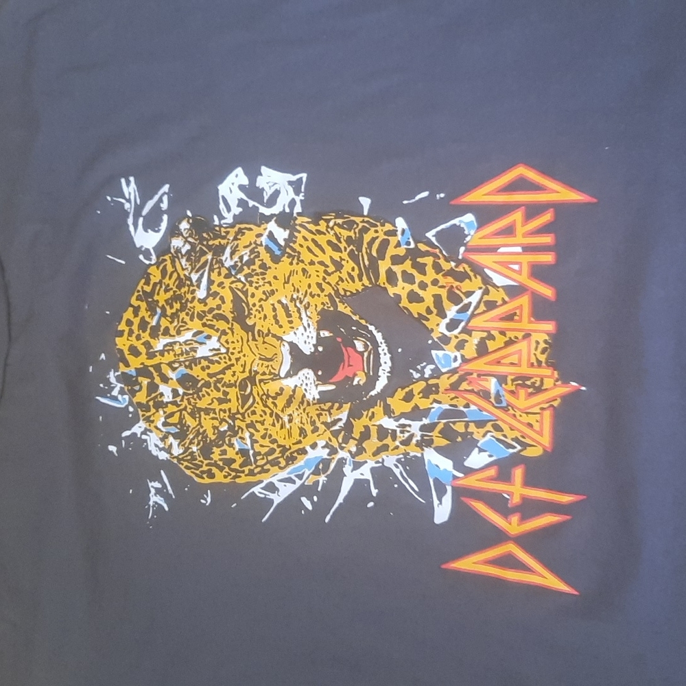 Def‎ Leppard tee - Picture 2 of 5